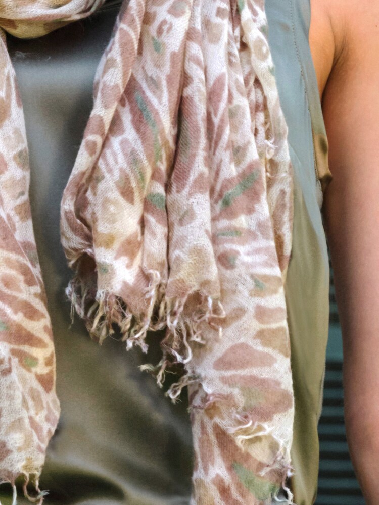 Animal - Pure Collection Wool Cashmere Ultrafine Lightweight Scarf - Bild 3 von 3