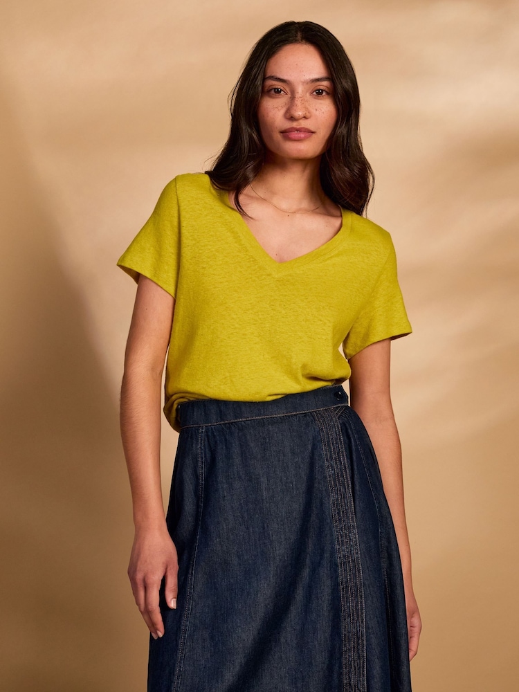 Celtic & Co. Yellow Linen/Cotton V-Neck T-Shirt - Image 2 of 4 Celtic & Co. Yellow Linen/Cotton V-Neck T-Shirt - Image 2 of 4
