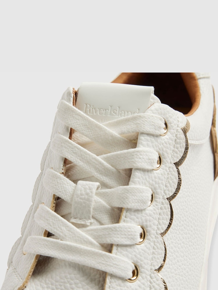 River Island White Scallop Trim Platform Trainers - Image 6 of 6