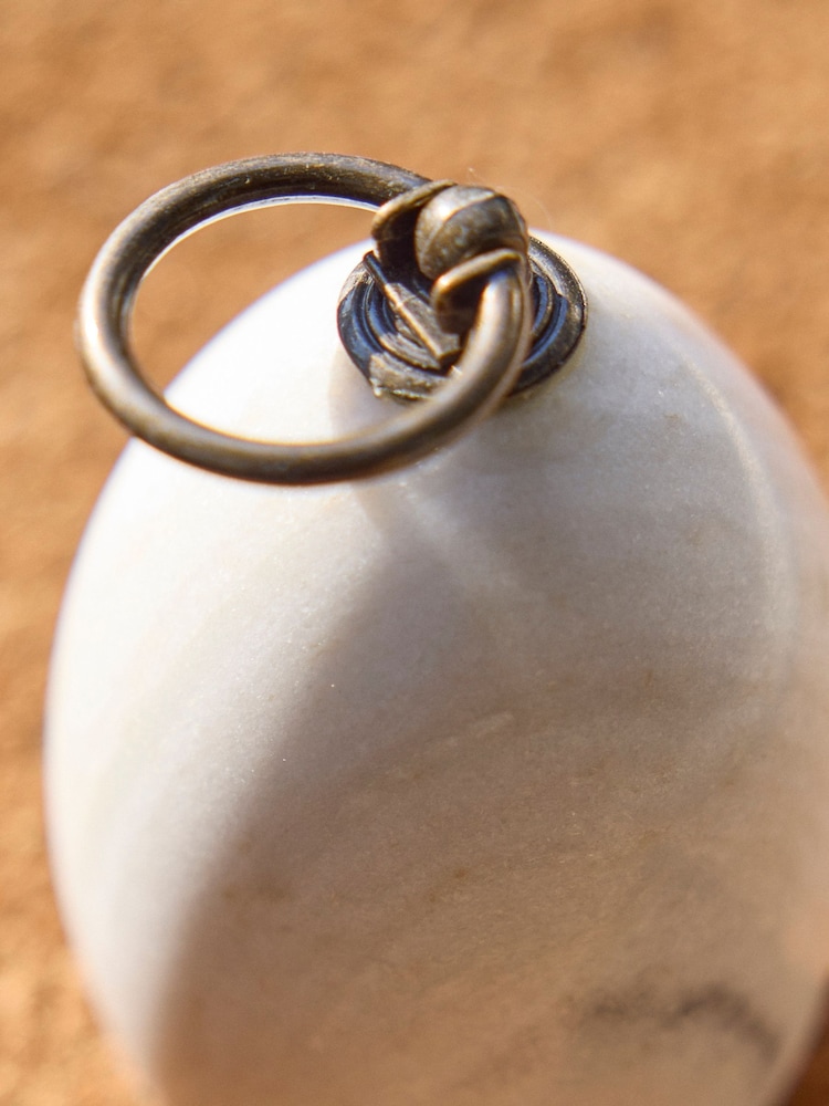 Dibor White Marble Doorstop - Image 2 of 4