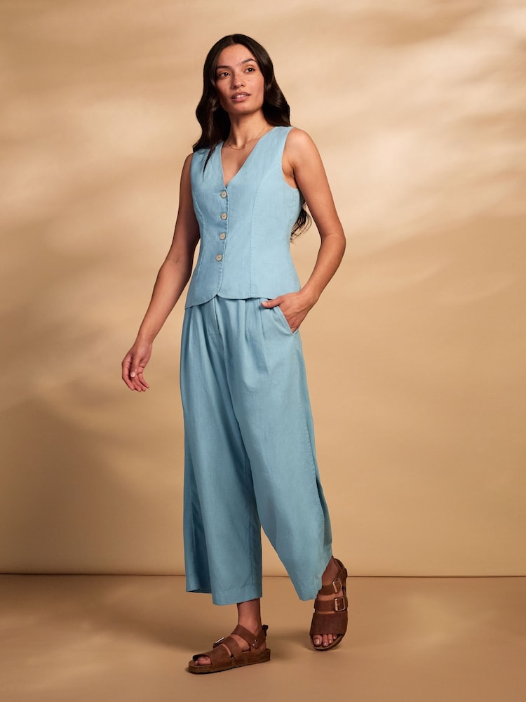 Celtic & Co. Linen Blend Pleat Front Crop Trousers - תמונה 1 מתוך 4 Celtic & Co. Linen Blend Pleat Front Crop Trousers - תמונה 1 מתוך 4