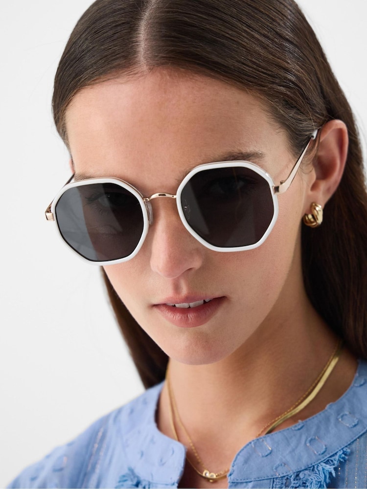 Accessorize Mono Hexagonal Sunglasses - صورة 2 من 2
