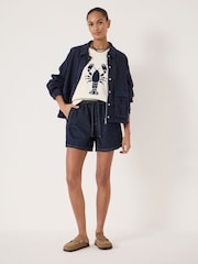 Blau - Hush Betty Denim Pull On Shorts - Bild 1 von 5