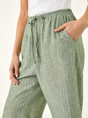 Roman Petite Metallic Stripe Cropped Trousers - Imagen 6 de 6