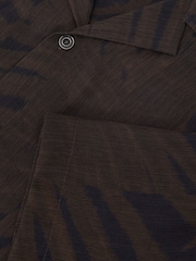 Reiss Navy/Brown Shindora Plissé Printed Cuban-Collar Shirt - Image 6 of 6