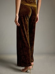 មាស - Wide Leg Floral Embossed Trousers - រូបភាព 3 នៃ 7