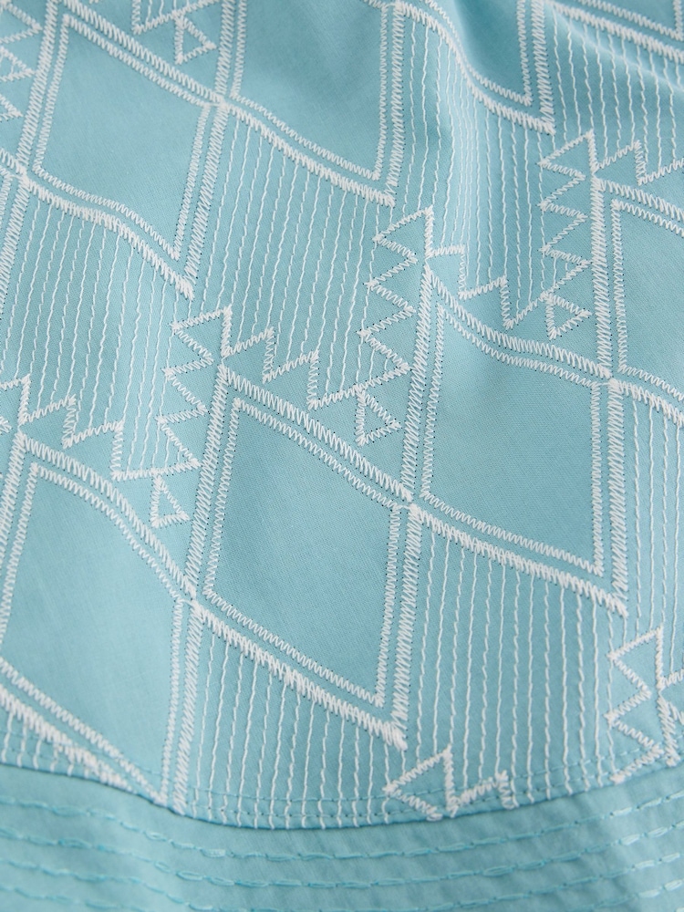 White Stuff Green Weaver Broderie T-Shirt - Image 6 of 6 White Stuff Green Weaver Broderie T-Shirt - Image 6 of 6