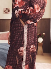 B by Ted Baker Chocolate Brown Floral Viscose Nylon Button Thorugh Pyjamas Set with Lace detail - 圖片 7，共 14