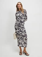 River Island Cream Abstract Print Maxi Skirt - Image 1 of 4