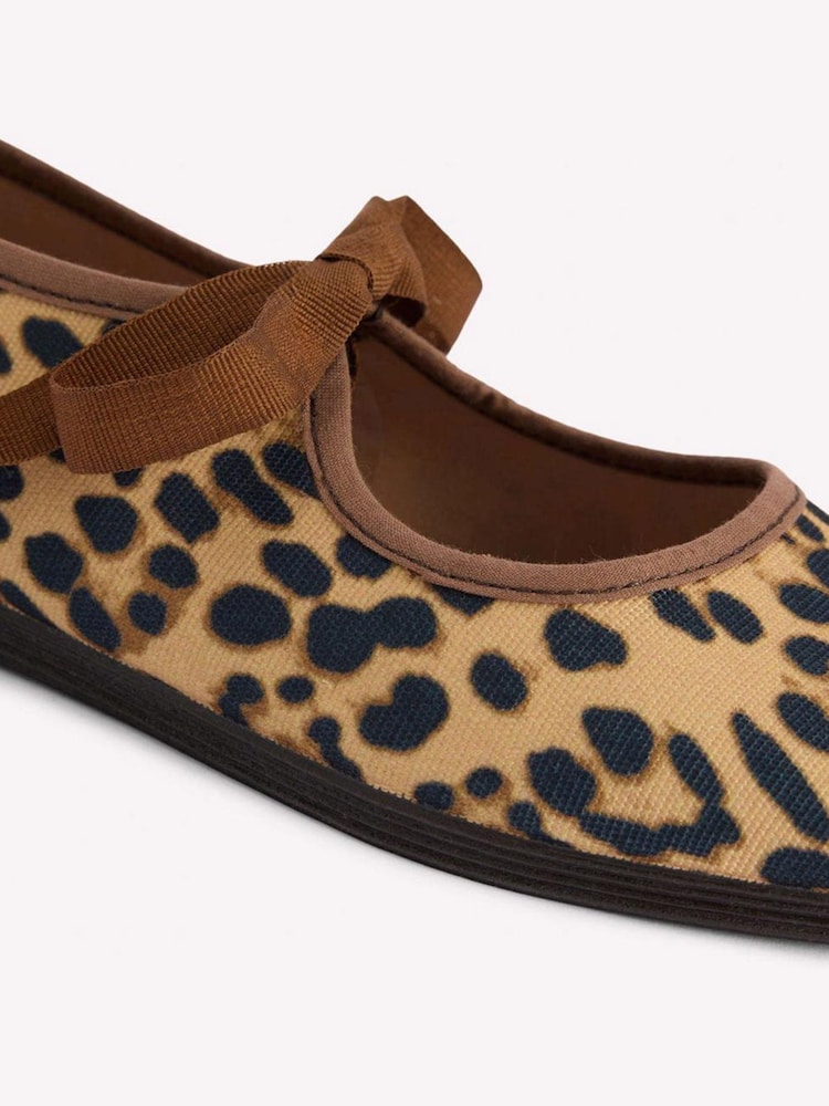 Boden Brown Flexi Tie Mary Janes Shoes - Image 6 of 6