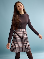 Lipsy Knit 2-in-1 Kilt Dress (5-16yrs) - Imagen 4 de 5
