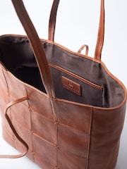Lakeland Leather Patterdale Tote Bag - Image 6 of 8