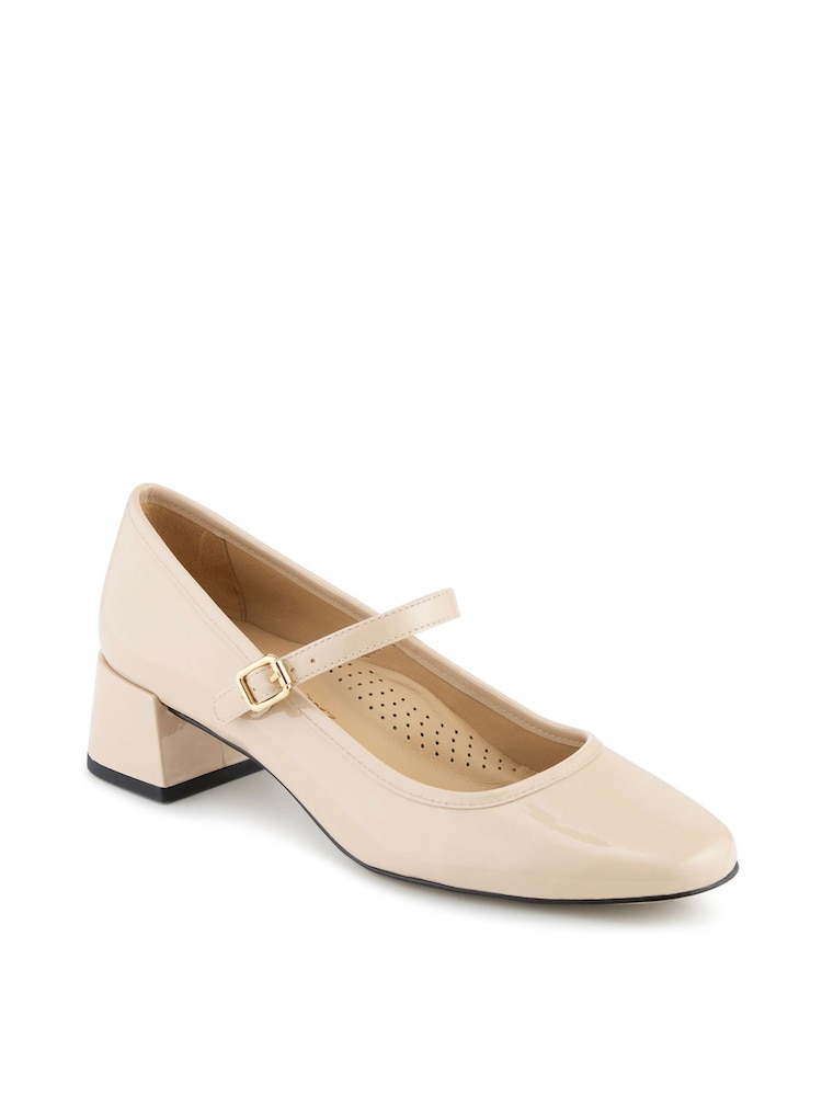 Jones Bootmaker Beige Patent Xabrina Patent Leather Shoes - Image 2 of 5