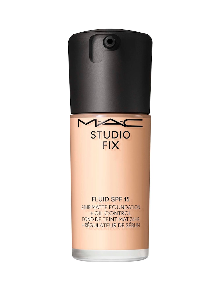MAC Studio Fix Fluid Broad Spectrum Foundation SPF15 30ml - Image 1 of 3