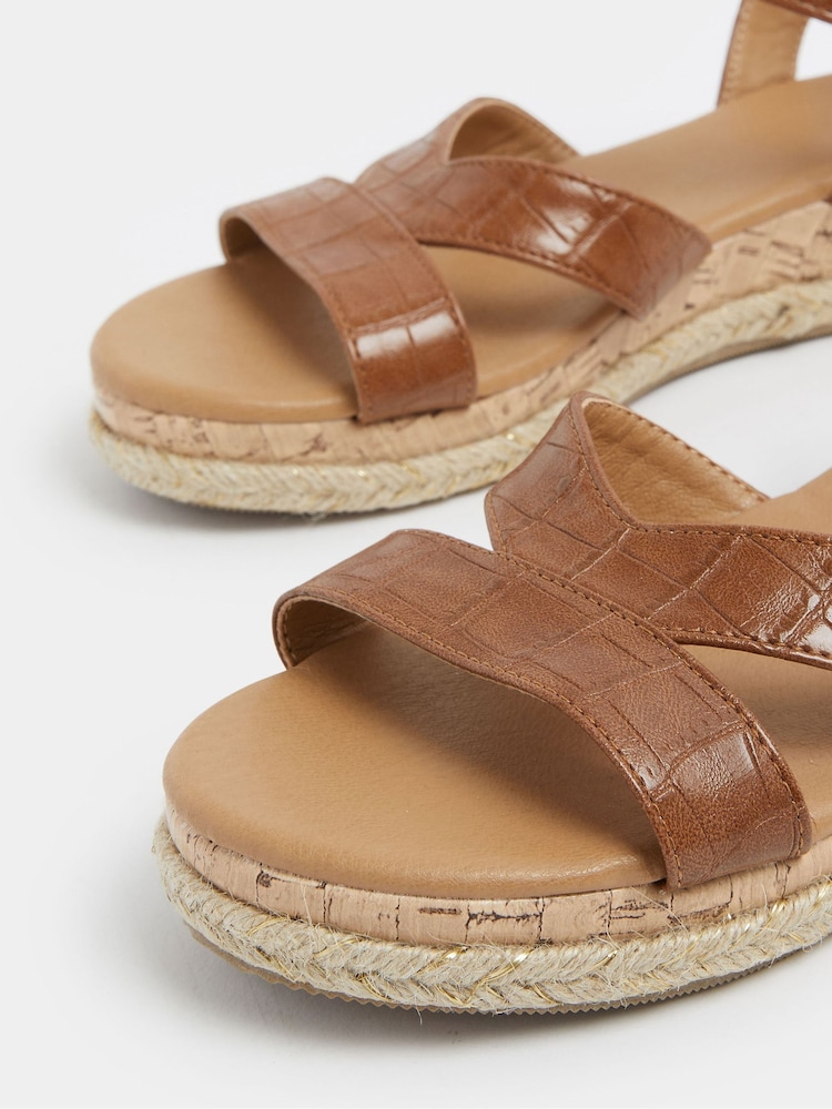 棕色 - Yours Curve V Cut Plaited Wedge Sandals - 圖片 4/4