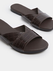 Yours Curve Brown Wide Fit Faux Leather Mule Sandals - Image 5 of 5