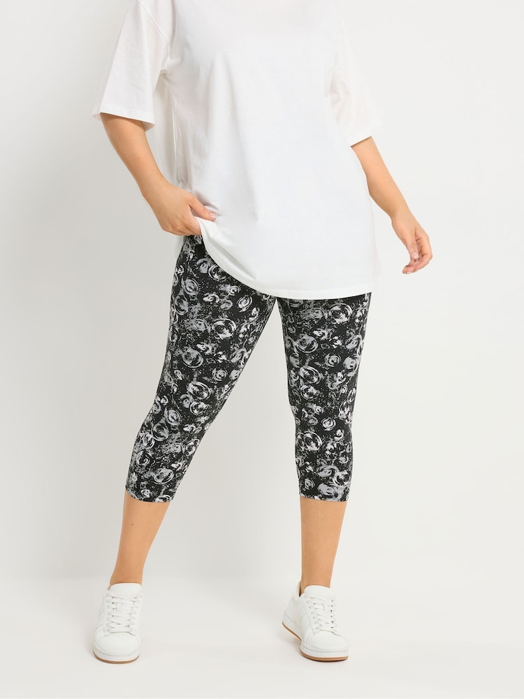 Yours Curve Grey Swirl Cropped Leggings 2 Pack - Image 2 of 8
