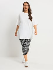 Yours Curve Grey Swirl Cropped Leggings 2 Pack - Image 3 of 8