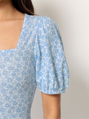 PixieGirl Petite Blue Ditsy Sweetheart Neck Midaxi Dress - Image 4 of 5