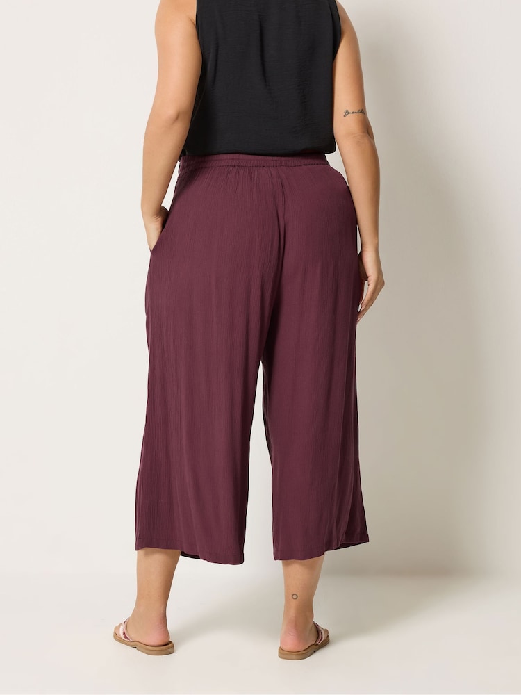 Yours Curve Purple Crinkle Drawstring Scallop Cropped Trousers - Image 2 of 5