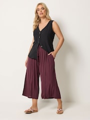 Yours Curve Purple Crinkle Drawstring Scallop Cropped Trousers - Image 3 of 5