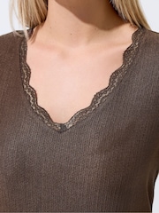 Yours Curve Brown Limited Textured Lace Long Sleeve Top - Image 4 of 5