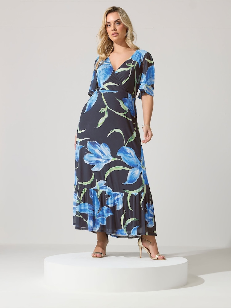 Синий - Платье с запахом, оборкой по краю и цветочным принтом Yours Curve London - Изображение 1 5