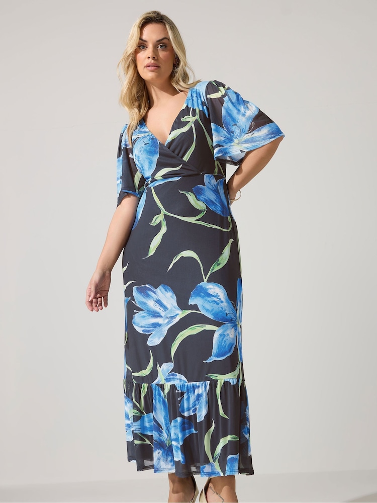 Синий - Платье с запахом, оборкой по краю и цветочным принтом Yours Curve London - Изображение 2 5