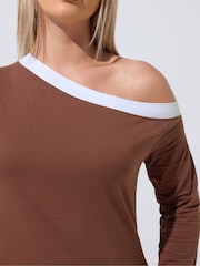 Yours Curve Brown Limited Contrast Shoulder Top - Image 4 of 5