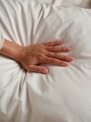 Bedfolk Relaxed Cotton Pillowcases Pair - Image 2 sur 3