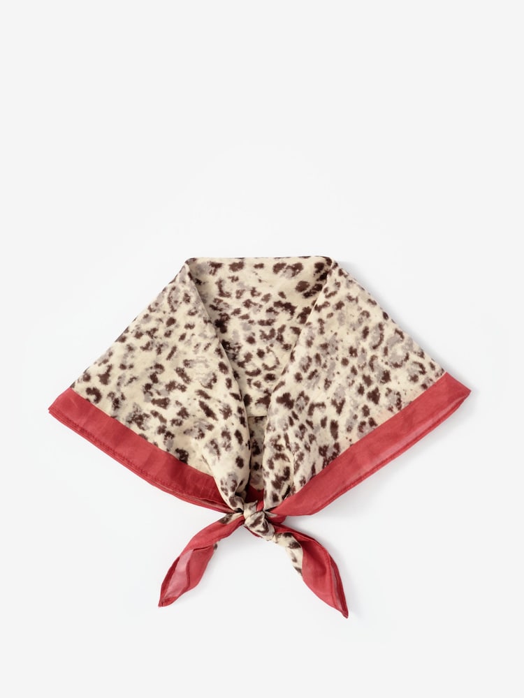 Mint Velvet Allison Leopard Print Neck Scarf - Bild 2 von 4