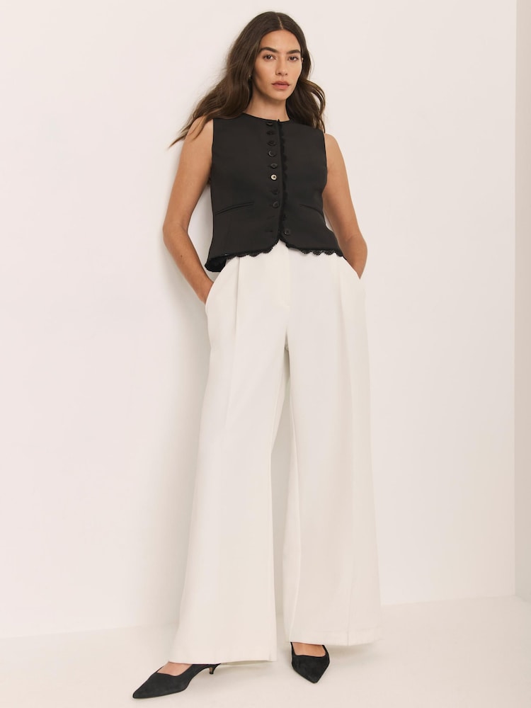 Mint Velvet White Pleated Wide Leg Trousers - Image 2 of 8