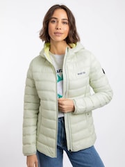 أخضر - سترة مبطنة خفيفة الوزن Eshka من Weird Fish - Image 1 of 9