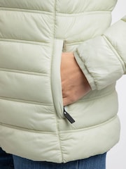 أخضر - سترة مبطنة خفيفة الوزن Eshka من Weird Fish - Image 7 of 9