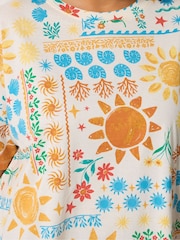 Yours Curve Cream Sun Patch Stepped Hem Boxy T-Shirt - Image 4 of 5