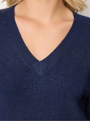 Yours Curve Navy Blue V-Neck Soft Touch Jumper - Image 4 of 5
