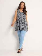 Yours Curve Grey Pleated Front Vest Top - Image 2 of 5