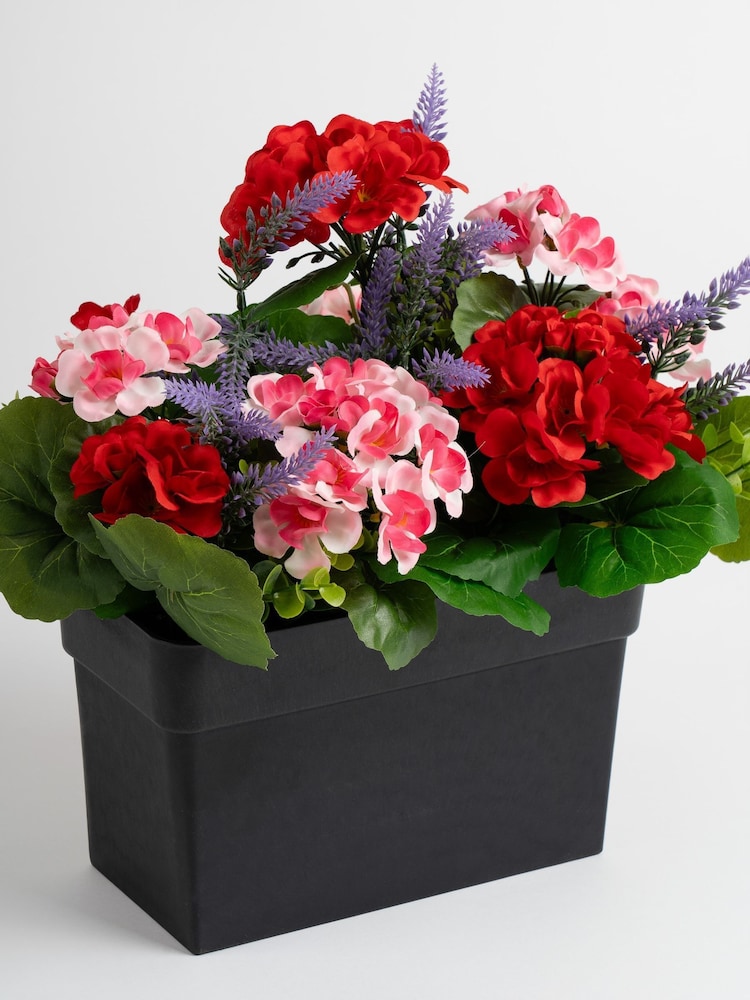 Scottish Everlastings Ltd Red Pink Artificial Geranium UV Trough - Image 2 of 3 Scottish Everlastings Ltd Red Pink Artificial Geranium UV Trough - Image 2 of 3