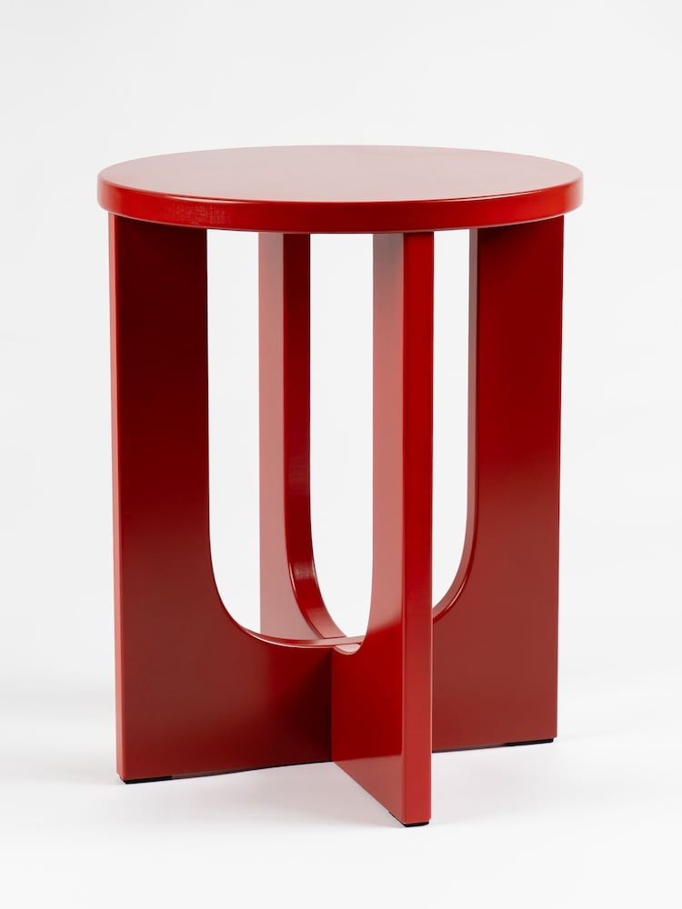Scottish Everlastings Ltd Red Round Side Table - Image 3 of 3 Scottish Everlastings Ltd Red Round Side Table - Image 3 of 3