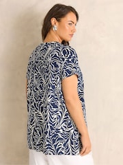 Evans Blue Abstract Print Premium Cotton Henley Top - Image 3 of 5