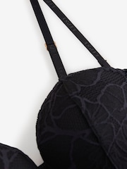 Lipsy Plunge Lace Bodysuit - Image 9 de 10