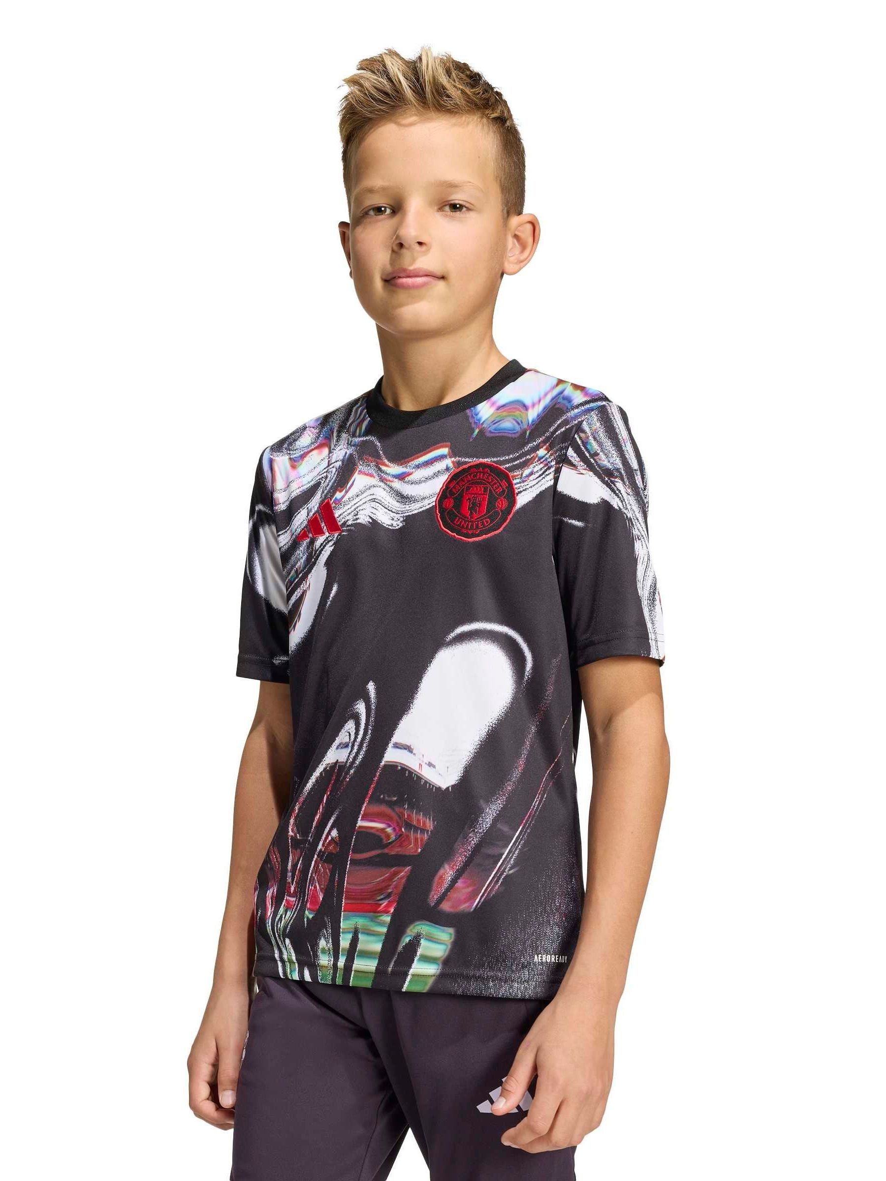 Next：日本 adidas Manchester United 25/26 プレマッチ ジャージ from