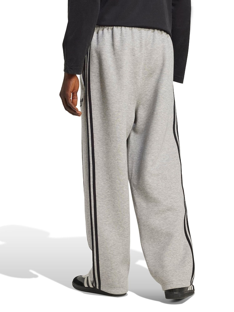 adidas Originals Grey Adicolor Spacer Baggy Tracksuit Joggers - Image 2 of 6