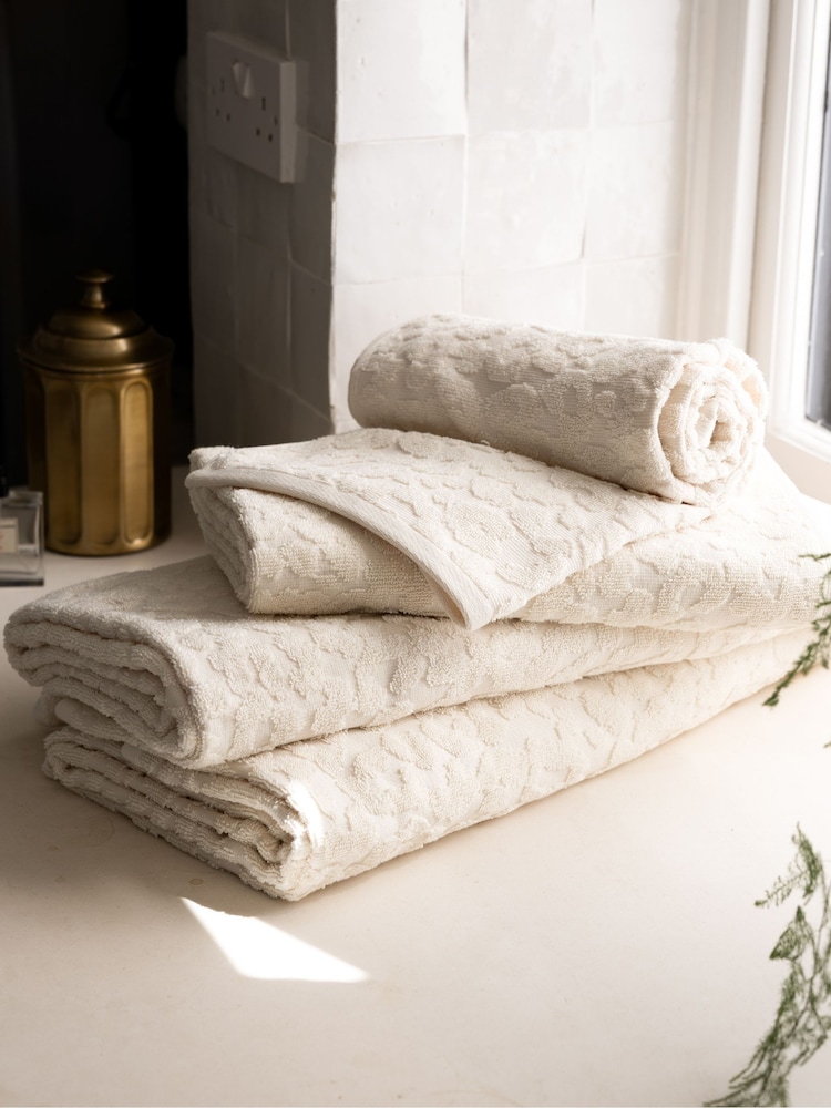 Rockett St George Natural Leopard 100% Cotton Towel - Image 2 of 5