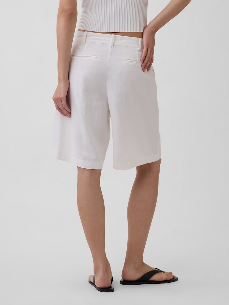 Gap White 9 inch Low Rise Linen-Blend Shorts - Image 2 of 4