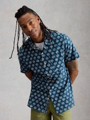 Camisa com estampa Batik Finsbury da White Stuff - Imagem 2 de 6