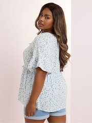 Yours Curve Blue Ditsy Floral Tie Front Peplum Top - Image 3 of 6