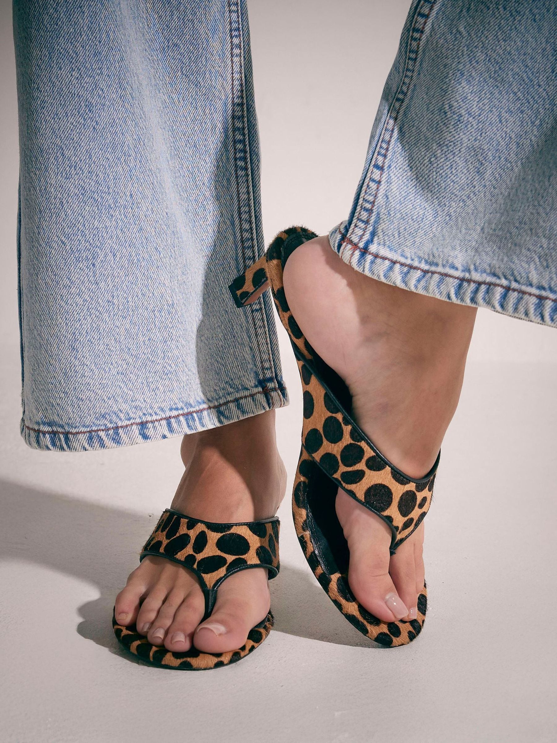 ROUGE HEEL トライアルセット ヒョウ柄 Buy River Island X Olivia Attwood Brown Leopard Print Toe Thong