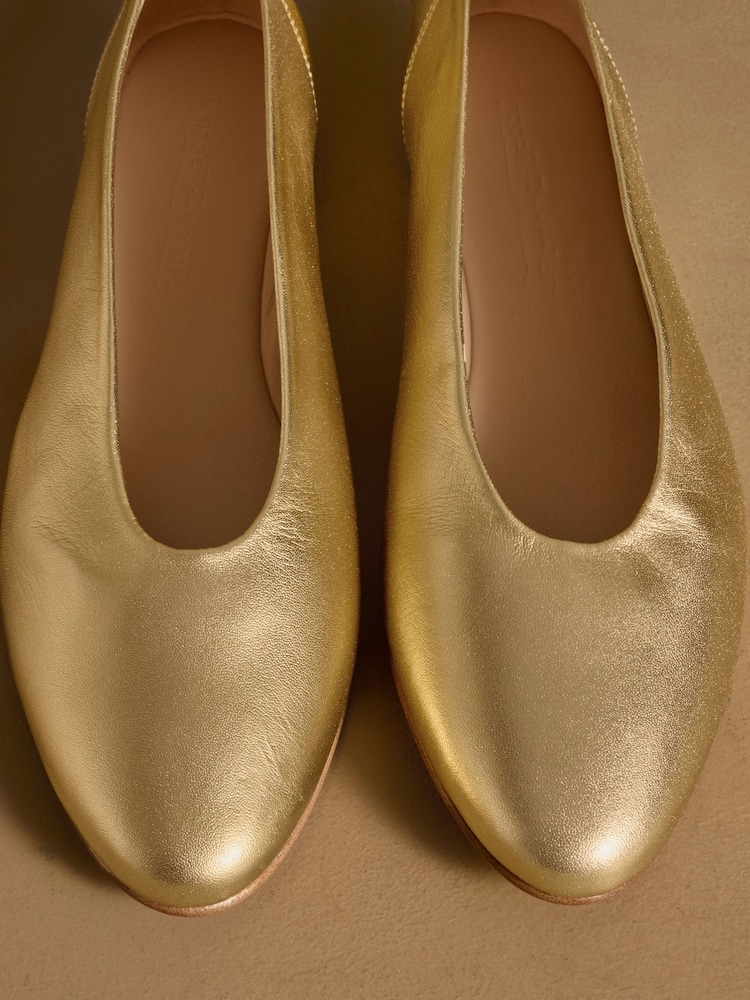 Russell & Bromley Gold Norbury Ballet Flats - Image 7 of 7