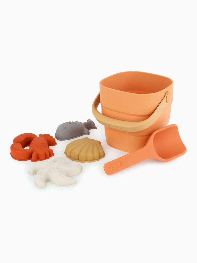 KIDLY by MORI Orange Foldaway Bucket Spade & Sand Mould Beach Toy Set - Image 1 of 3